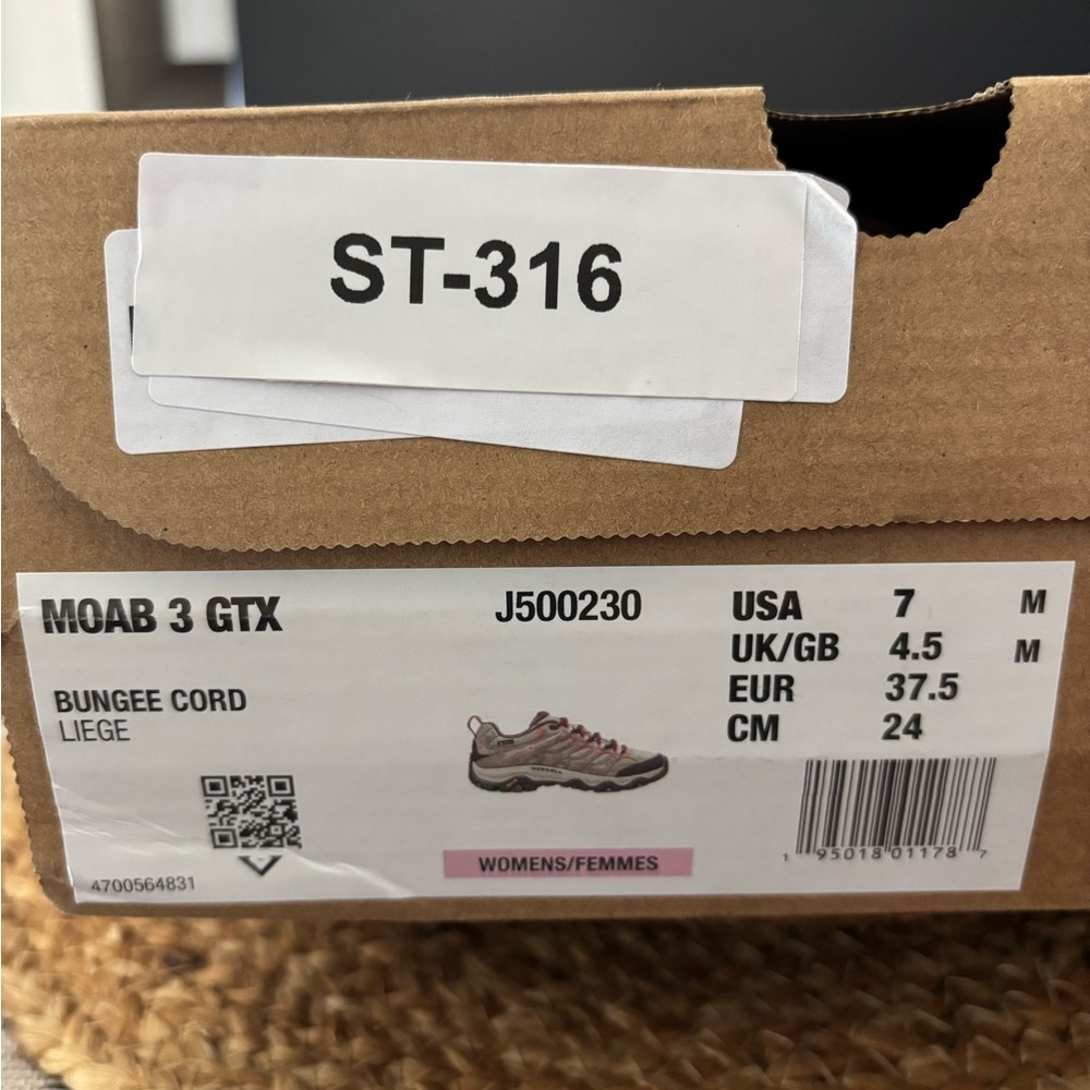 Merrell Hiking shoe size women’s size 7 Brand New - Picture 11 of 11